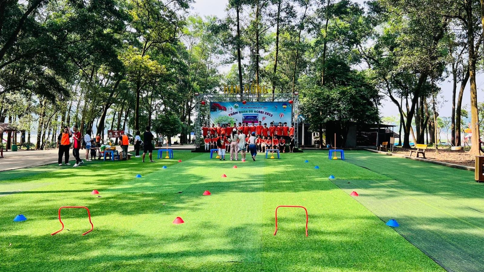 Du Lịch Đồng Quan Lakeside - Khu cắm trại và vui chơi trải nghiệm veiw hồ đẹp nhất Sóc Sơn